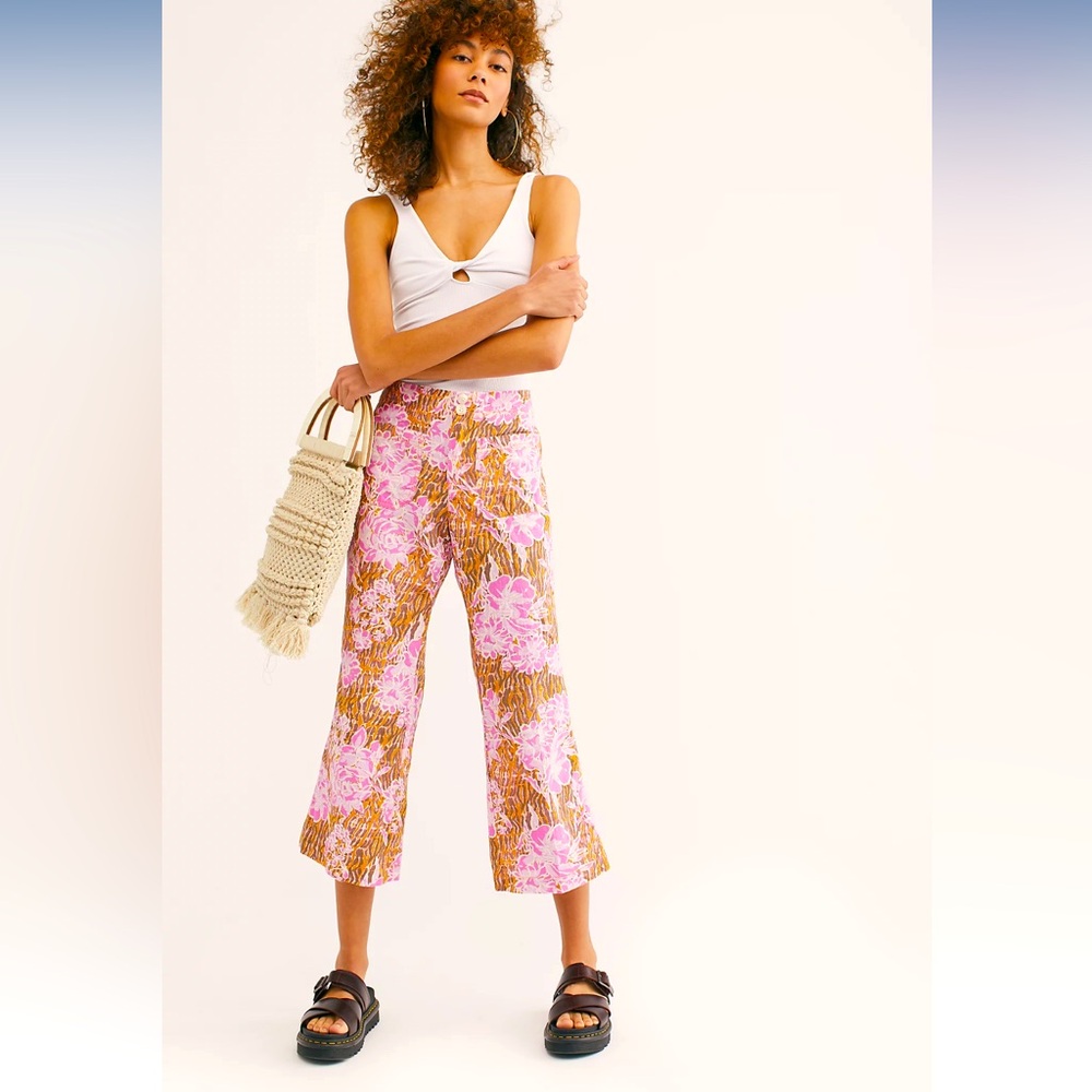Free People Maui Crop Flare wide pants Ladies 4 Tropical Floral Print Pink Brown